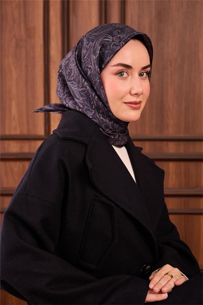Twill İpek Eşarp Lacivert Çiçek Desenli Tok Duruşlu 90x90