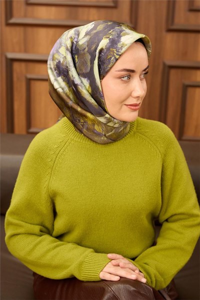 Twill İpek Eşarp Lila-Kına Yeşili Desenli Tok Duruşlu 90x90