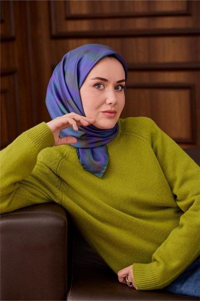 Twill İpek Eşarp Mor-Civert Yeşil Geçişli Kaymaz Tok Duruşlu 90x90