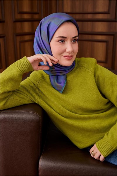 Twill İpek Eşarp Mor-Civert Yeşil Geçişli Kaymaz Tok Duruşlu 90x90