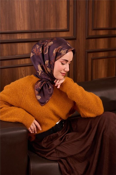 Twill İpek Eşarp Patlıcan Moru Çiçek Desenli Tok Duruşlu 90x90