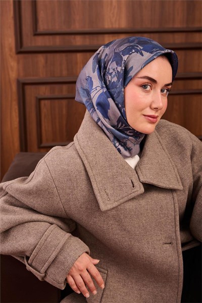 Twill İpek Eşarp Saks Gri Gece Mavi Çiçek Desenli Tok Duruşlu 90x90
