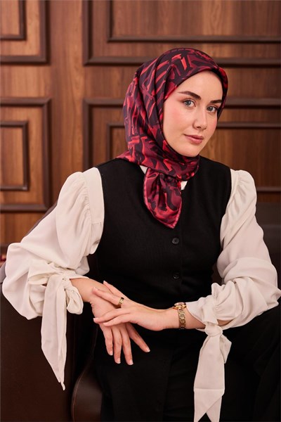 Twill İpek Eşarp Siyah–Mercan–Mor Desenli Tok Duruşlu 90x90