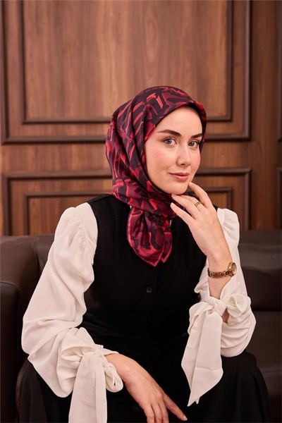Twill İpek Eşarp Siyah–Mercan–Mor Desenli Tok Duruşlu 90x90