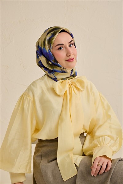 Twill İpek Eşarp Soyut Çiçek Desen Butter Yellow 90x90