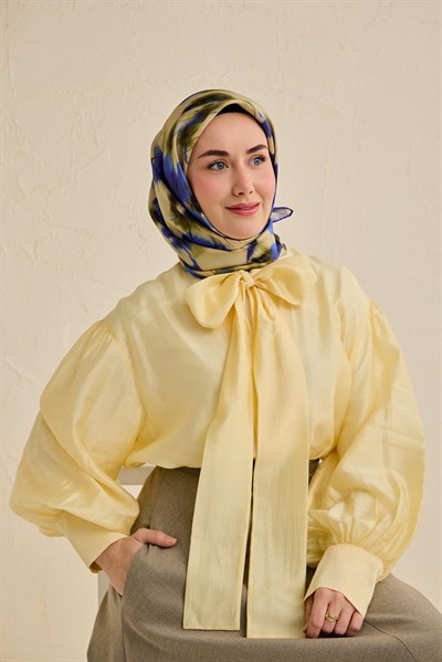 Twill İpek Eşarp Soyut Çiçek Desen Butter Yellow 90x90