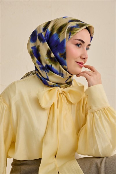 Twill İpek Eşarp Soyut Çiçek Desen Butter Yellow 90x90