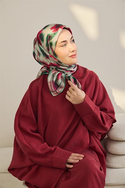 Twill İpek Eşarp Soyut Çiçek Desen Fuşya 90x90