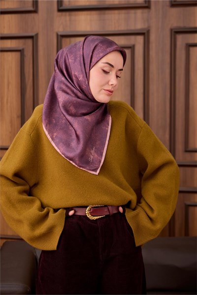 Twill İpek Eşarp Vişne–Somon Desenli Tok Duruşlu 90x90