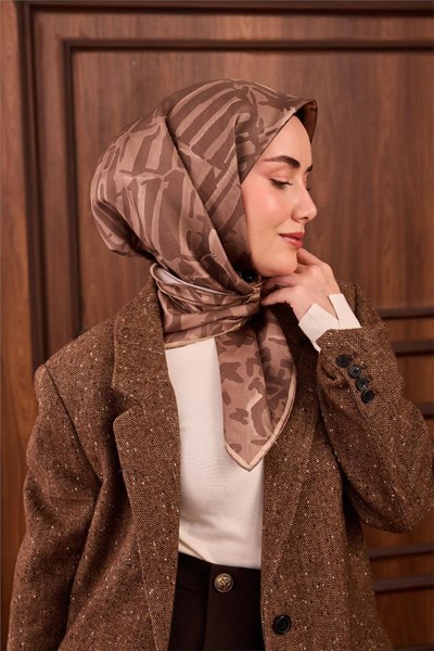 Twill İpek Eşarp Vizon–Koyu Vizon–Bej Desenli Tok Duruşlu 90x90
