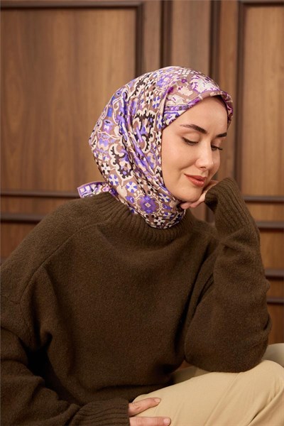 Twill İpek Eşarp Vizon–Mor Desenli Tok Duruşlu Kaymaz 90x90