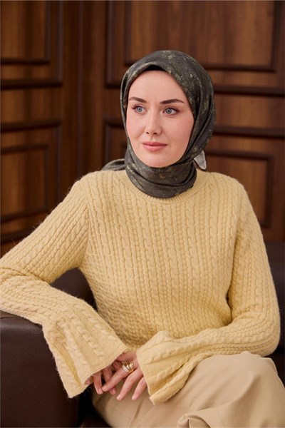 Twill İpek Eşarp Zümrüt–Su Yeşili Desenli Tok Duruşlu 90x90