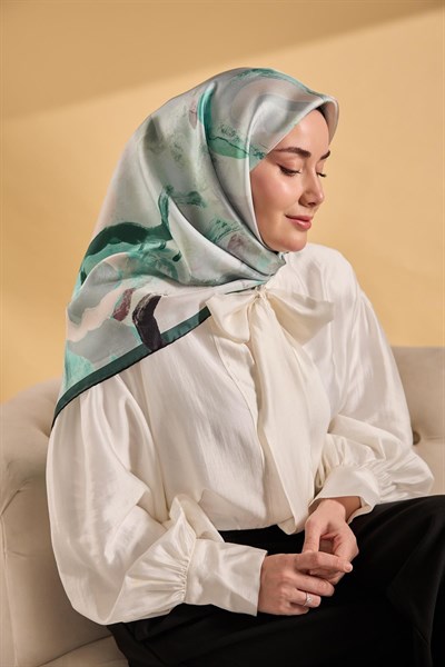 Twill İpek Petal Eşarp Orman Yeşili 90x90
