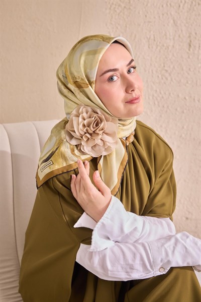 Twill İpek Petal Eşarp Yağ Yeşili 90x90