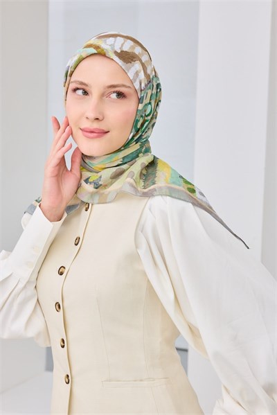 Velora Eşarp İllustration Art Yeşil