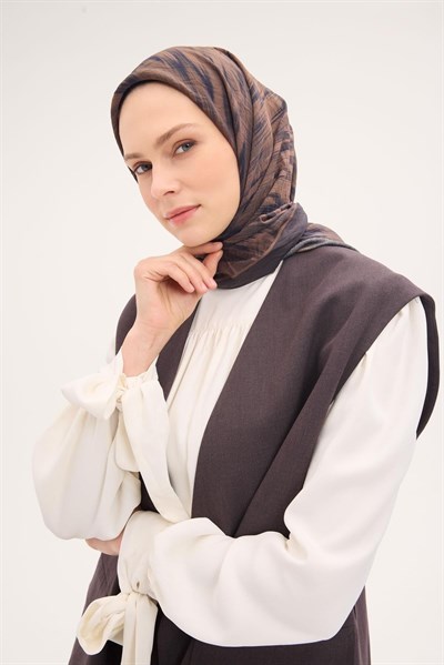 Velora Eşarp Sulu Boya Desen Asker Yeşili 90X90