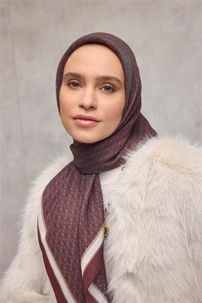 Viskon Aura Eşarp Bordo Zincir Desenli Tok Duruşlu 90x90