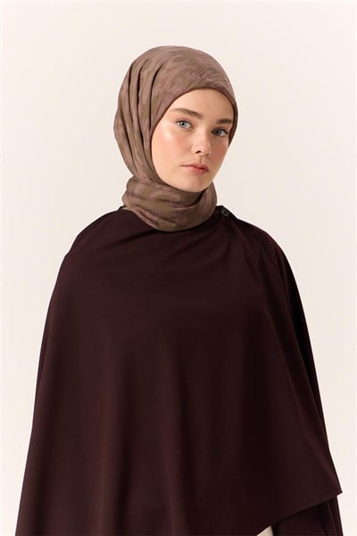 Viskon Karışımlı Velora Eşarp Kına Yeşili-Soluk Mor-Yeşil Desenli Yumuşak Dokulu Tok Duruşlu 90x90