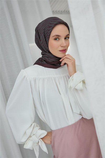 Viskon Velora Eşarp Vişne Gri Çizgili Hafif Dökümlü 90x90