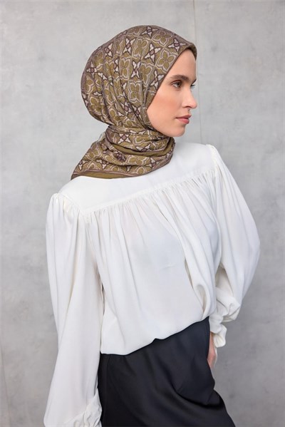 Viskon Velora Eşarp Yonca Desenli Zeytin Yeşili Tok Duruşlu 90x90