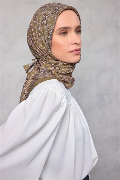 Viskon Velora Eşarp Yonca Desenli Zeytin Yeşili Tok Duruşlu 90x90