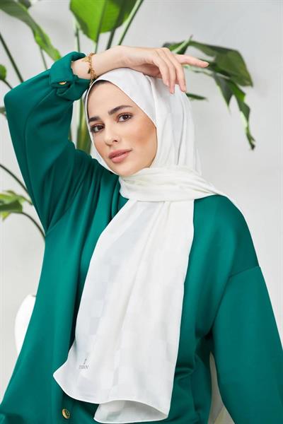 Yeni Dama Desen İpeksi Jakar Şal Kırık Beyaz 9007-06