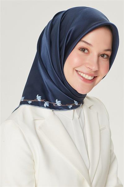 Armine Nostalji Serisi Sura İpek Eşarp 8553-80NS
