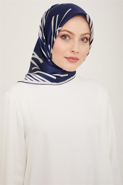 Armine Sura İpek Eşarp 9157-52