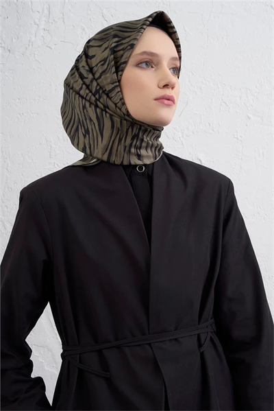 Armine Sura İpek Eşarp 9435-40