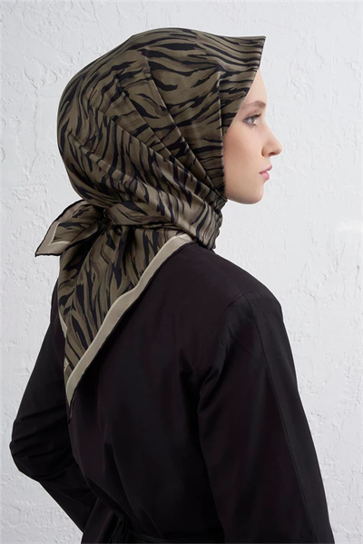 Armine Sura İpek Eşarp 9435-40