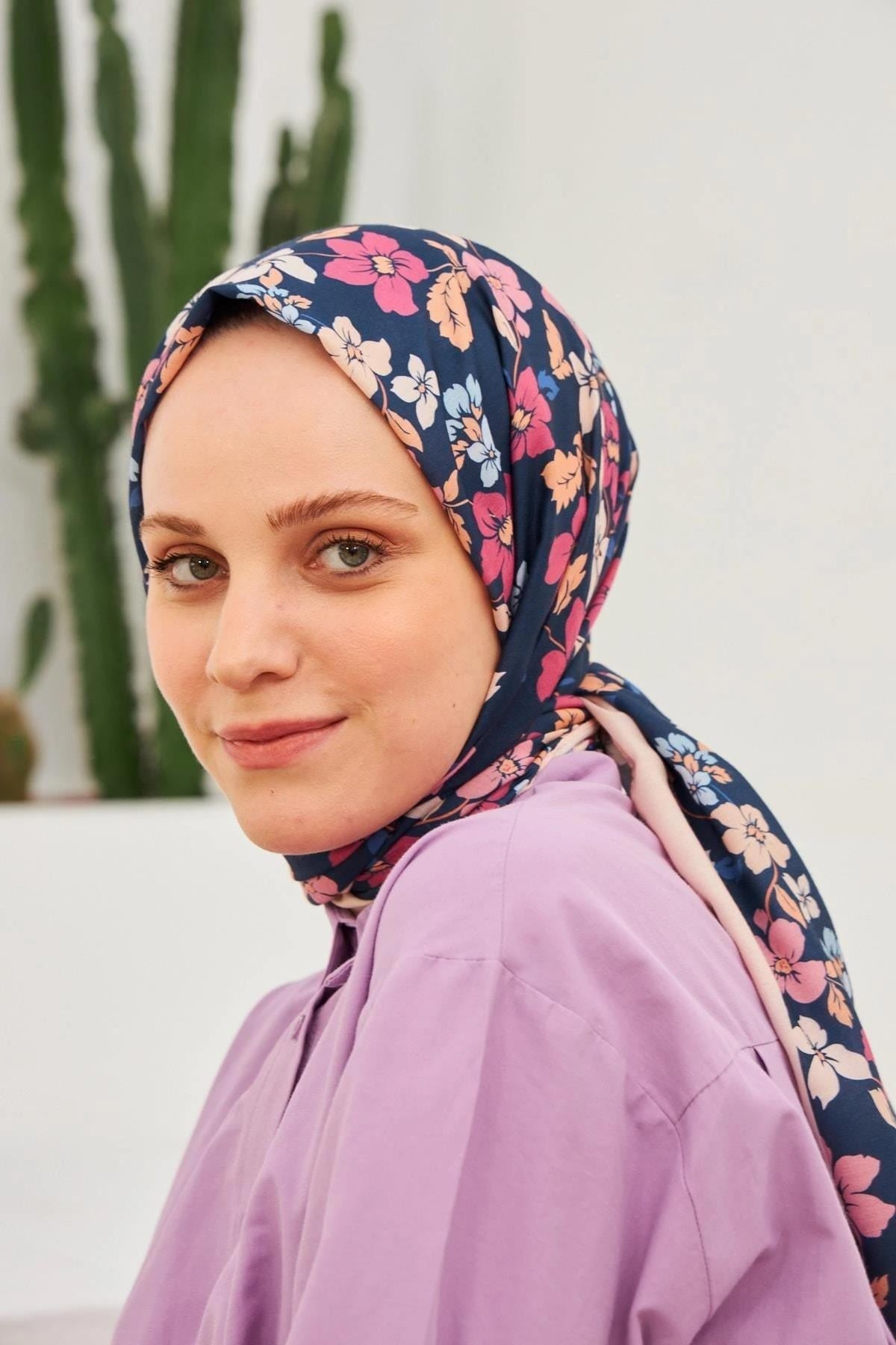 Amelia Desenli Pamuk Şal Lacivert 3025-12