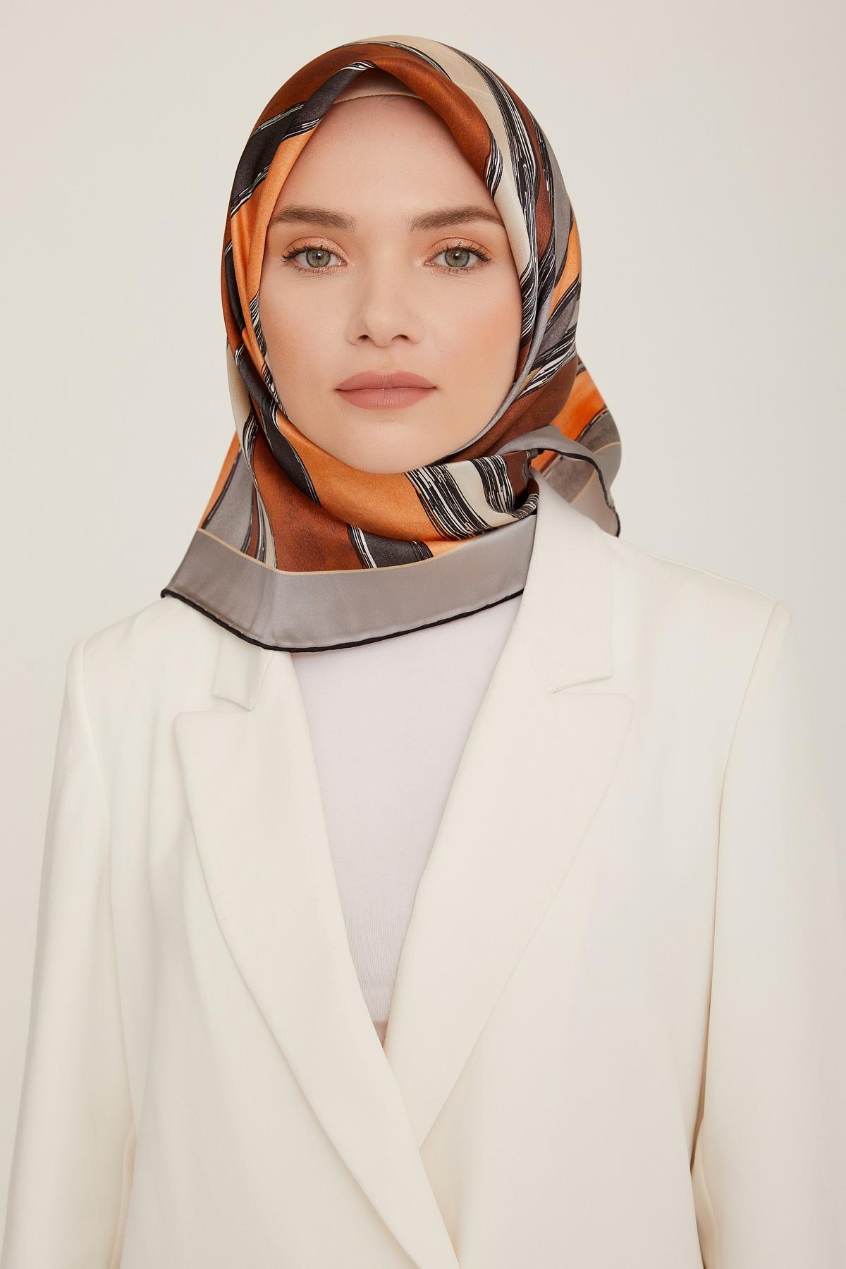 Armine 2022-23 Sonbahar Kış Sezonu Twill İpek Eşarp 8802D02 36