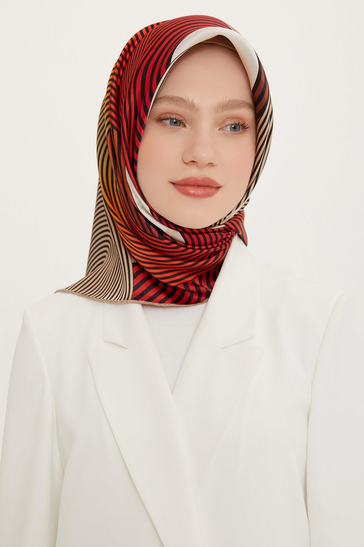 Armine 2022 İlkbahar Yaz Sezonu Twill İpek Eşarp Modelleri 8729D-01