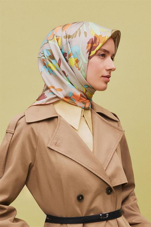 Armine Çiçek Desenli Saf İpek Sura Eşarp 9342D 02