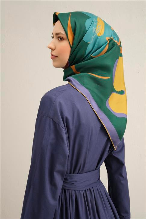 Armine Çiçek Desenli Saf İpek Twill Eşarp 9317D 53