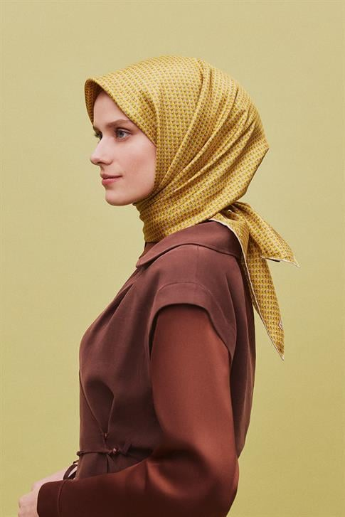 Armine Çiçek Desenli Saf İpek Twill Eşarp 9307D 35