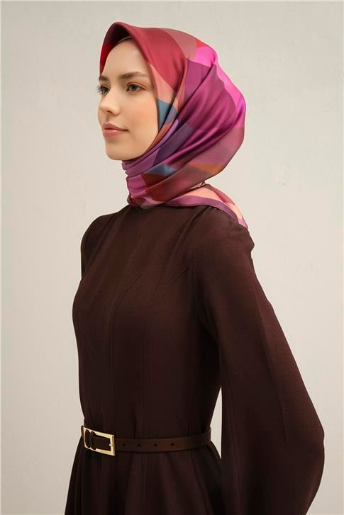 Armine Çiçek Desenli Saf İpek Twill Eşarp 9331 31