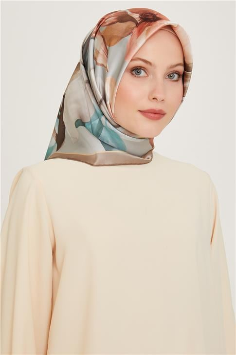 Armine Çiçek Desenli Sura Saf İpek Eşarp 9205D 84 35