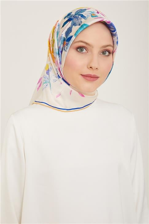 Armine Çiçek Desenli Twill İpek Eşarp 24Ya9127 51 52