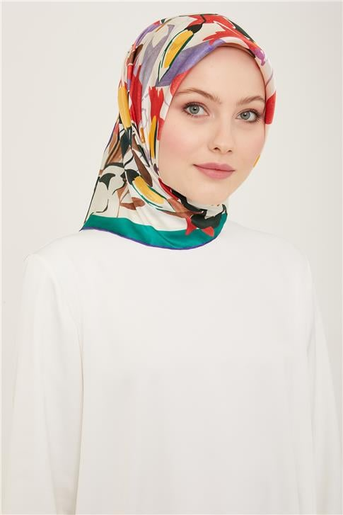 Armine Çiçek Desenli Twill İpek Eşarp 24Ya9153 52 82