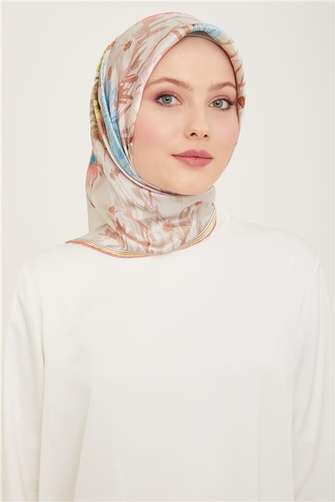 Armine Çiçek Desenli Twill İpek Eşarp 24Ya9129 86
