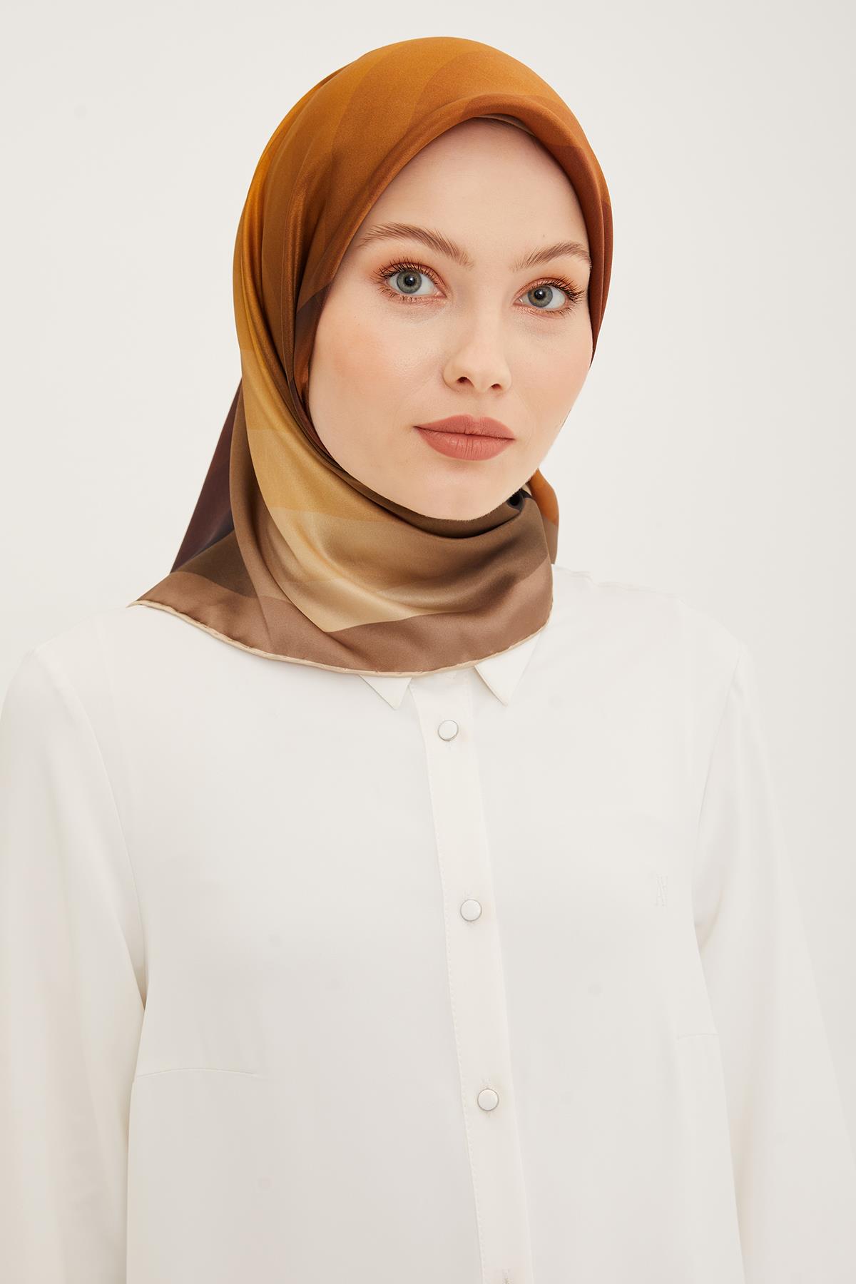 Armine İpek Eşarp 2023/24 İlkbahar Yaz Sezonu 8904D02 03 - Twill (Tivil) İpek