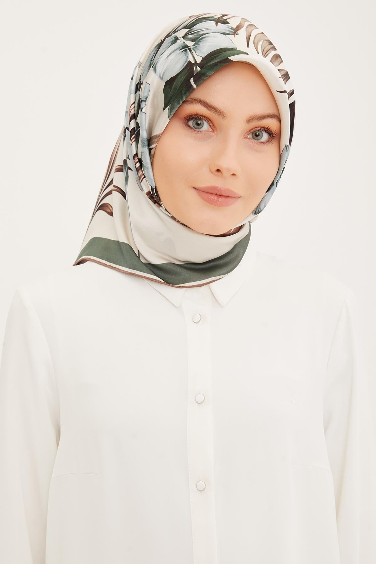 Armine İpek Eşarp 2023/24 İlkbahar Yaz Sezonu 8946D01 07 -Sura İpek