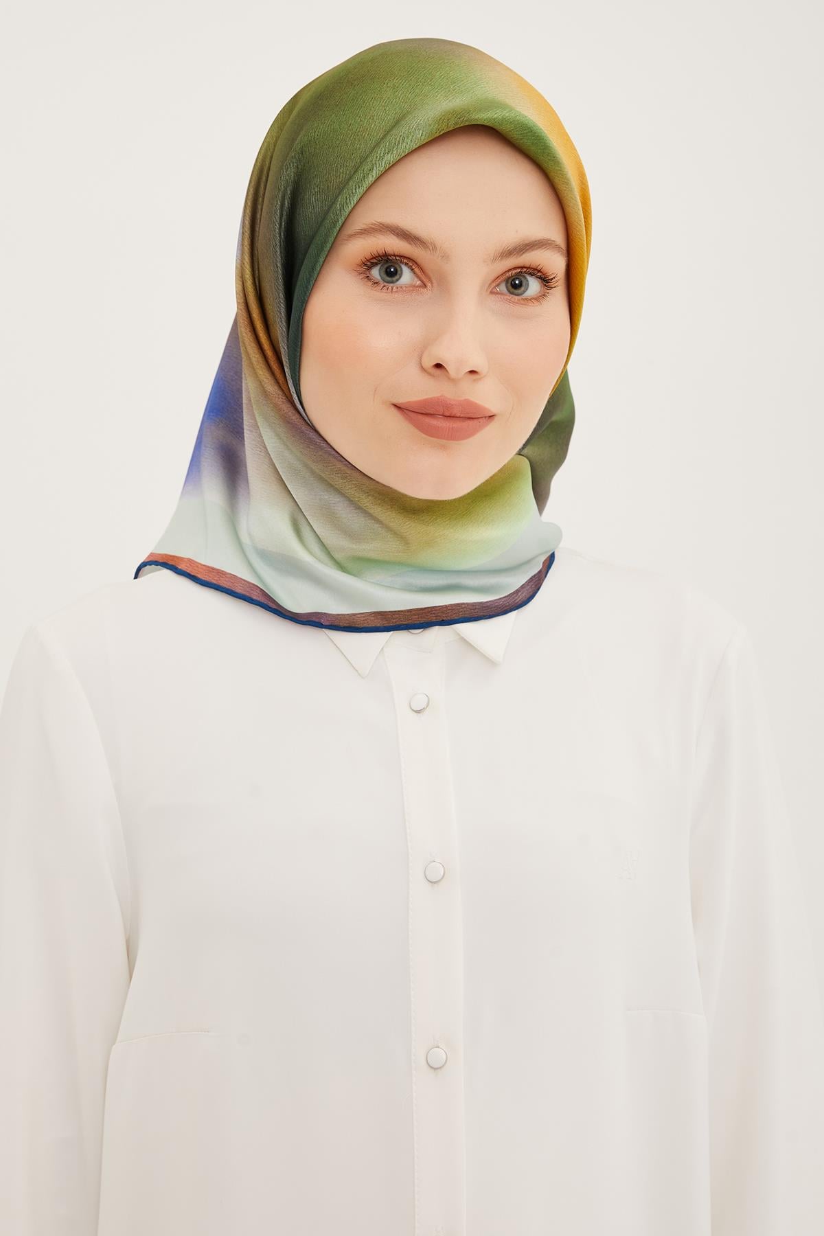 Armine İpek Eşarp 2023/24 İlkbahar Yaz Sezonu 8927D01 35 -Sura İpek