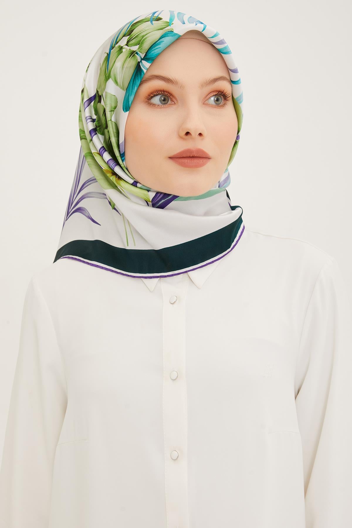 Armine İpek Eşarp 2023/24 İlkbahar Yaz Sezonu 8946D02 51 - Twill (Tivil) İpek