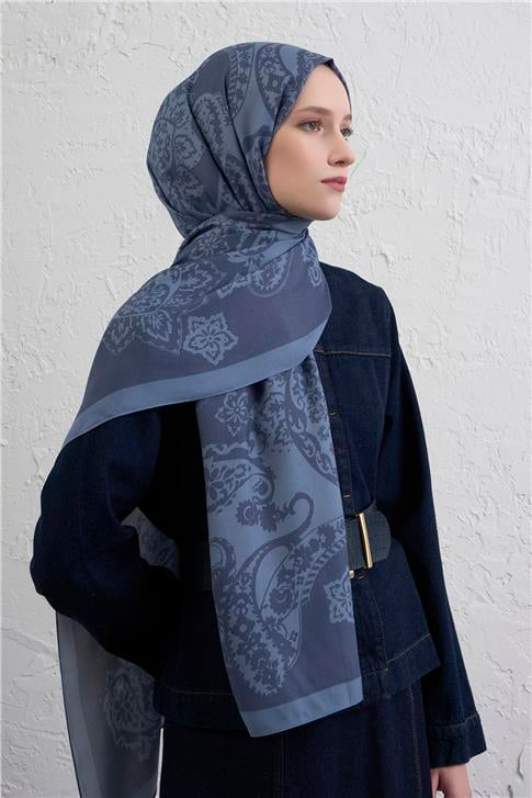 Armine İpek Tensel Etro Şal 27