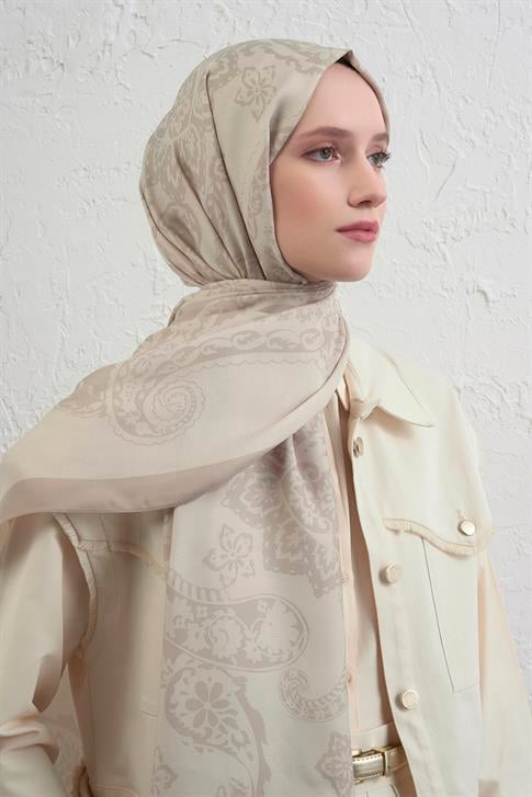 Armine İpek Tensel Etro Şal 48