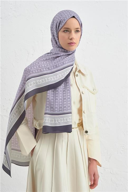 Armine İpek Tensel Monogram Şal 13