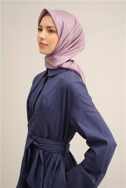 Armine Klasik Desenli Saf İpek Twill Eşarp 9301D 55