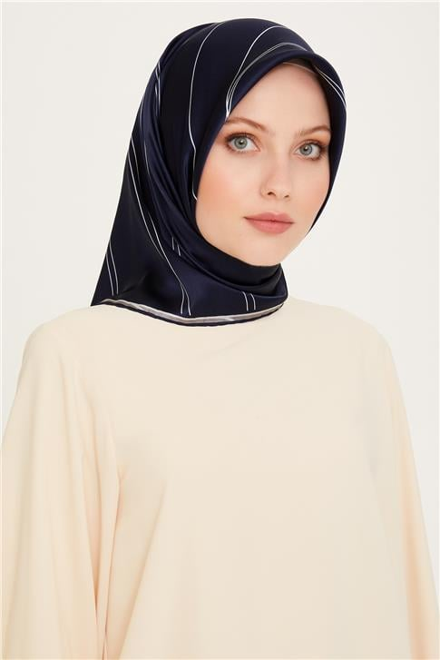 Armine Klasik Desenli Sura Saf İpek Eşarp 9251D 50